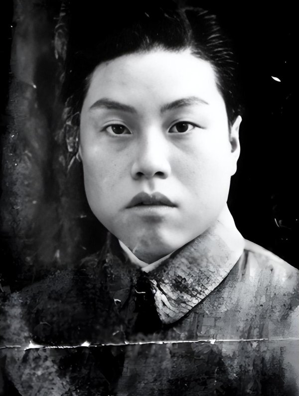 云配资 吴石将军牺牲两个月后，王正钧也被下令处死，妻子王碧奎仍被关押